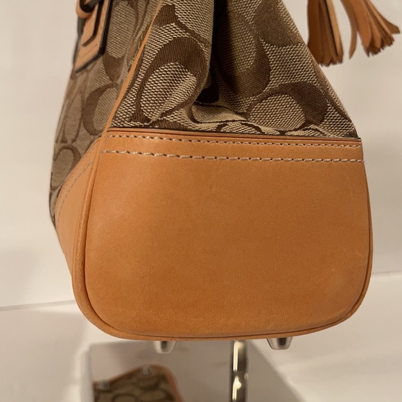 Coach Hampton Shoulder Bag - Picture 8 of 12